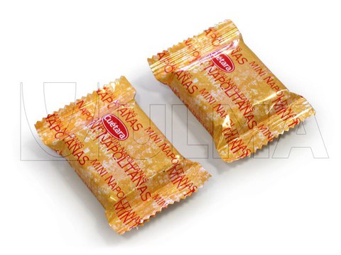 Biscuits packaging in flow pack wrapper (HFFS)