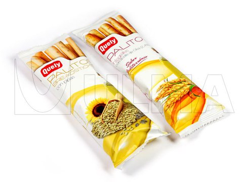 Bread snack packaging in flow pack (hffs)