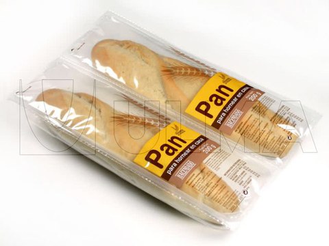 Ready-to-bake baguette bread packaging in thermoforming