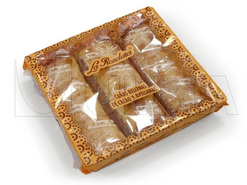 Cream-filled pastry rolls packaging in flow pack wrapper (HFFS)