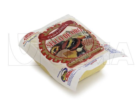 Block of cheese packaging in thermoforming in vacuum pack
