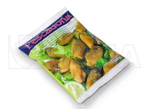 Frozen and glazed mussels packaging in vertical machine (VFFS) in pillow pack