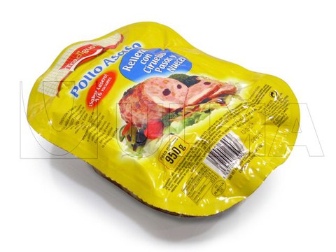 Roast chicken vacuum packaging in thermoforming