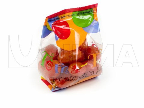 Cherry tomatoes packaging in vertical machine (VFFS) in steady flat bottom pack.