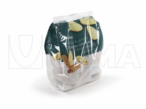 Potatoes packaging in flat bottom with 4 seal cornes pack.