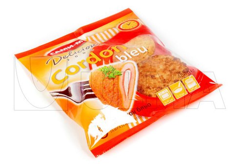 Frozen chicken fillets and hamburgers in vertical machine (VFFS) in laminated film.