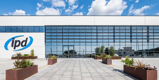 IPD Dental Group relies on ULMA Packaging to ensure the traceability and protection of its prosthetic components