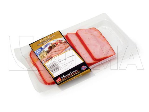 Envasado de pechuga de pavo adobada en termoformado en skin