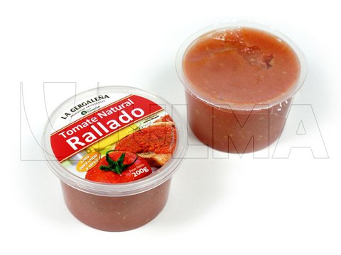 Envasado en termosellado de tomate natural rallado 5ª gama en bandeja rígida
