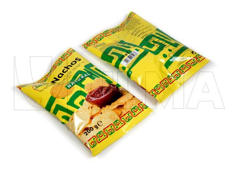 Envasado de nachos en Vertical en film BOPP.