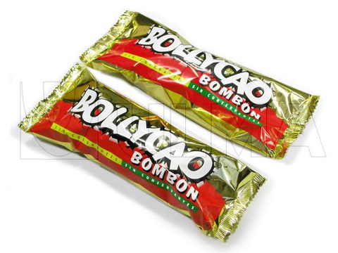 Envasado de bollos cubiertos de chocolate en flow pack