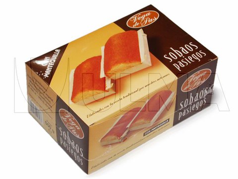 Envasado de caja de sobaos en film retráctil