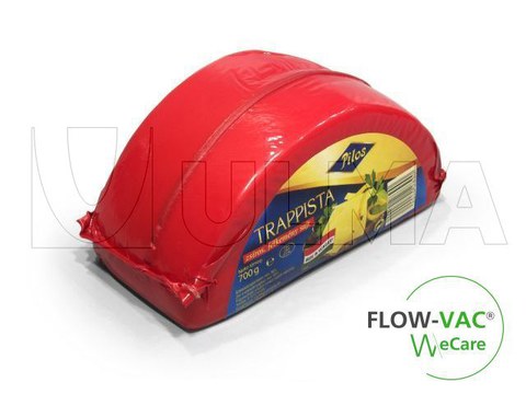Envasado de medio queso en bolsa de vacío con sistema FLOW-VAC®